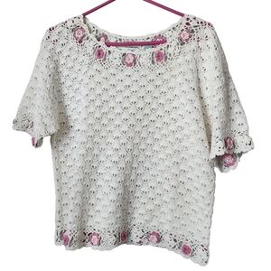 COLLEEN'S COLLECTIBLES Vintage Crochet Sweater Grandmacore Balletcore‎ Coquette